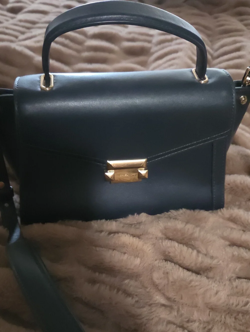 Michael KORS Classic Structured Top-Handle Bag in Black with Gold Hardware